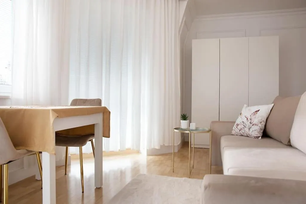 Aleapartament Apartment Poznan 0*,